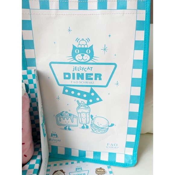 Jellycat FAO Schwarz NYC Exclusive Bubbeca Strawberry Milkshake Jellycat Diner - Picture 5 of 5